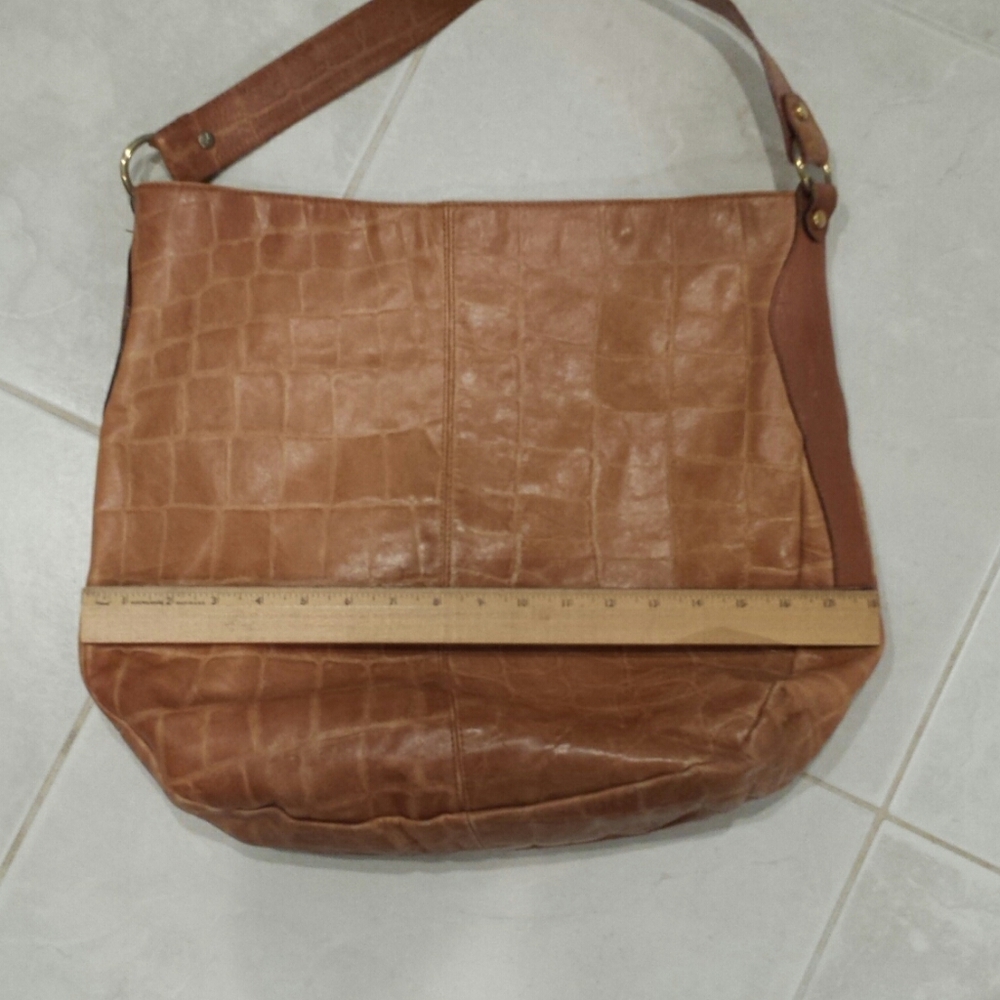 Italian Large Handbag - Picture 5 of 10